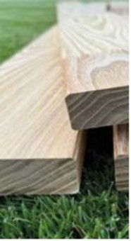 Terrassenholz Robinie glatt, Güteklasse 1 - Terrassenholz Robinie glatt, Güteklasse 1 (astrein,verwindungssteif) Längskanten gefast, Rückseite egalisiert, auf Länge keilgezinkt/verleimt, Dauerhaftigkeitsklasse 1-2 (DIN EN 350-2), Hinweis: mit geeignetem Aufsatz vorbohren, Empfehlung: farbloser Holz