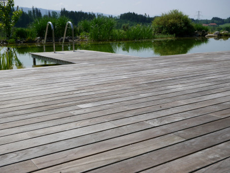 Terrassendielen Thermobirke glatt - <p>Terrassenholz Birke thermisch behandelt, 1-seitig glatt / 1-seitig gebürstet</p>

